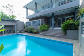 Family Only Private Pool Villa - De Reiz Tirta 4BR